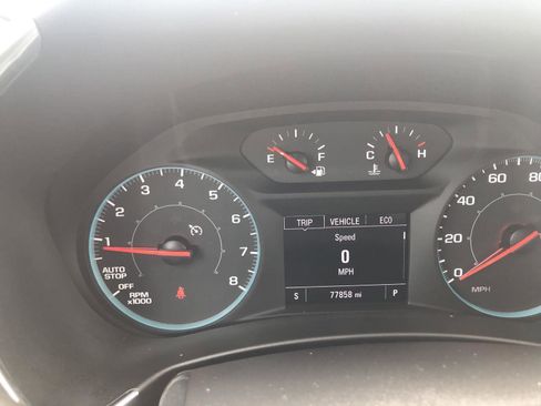 Used 2019 Chevrolet Equinox LS w/ LS Convenience Package FWD image 22