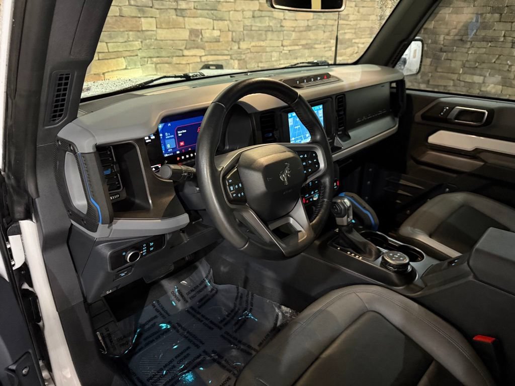 Used 2023 Ford Bronco Black Diamond w/ Sasquatch Package AWD/4WD image 29