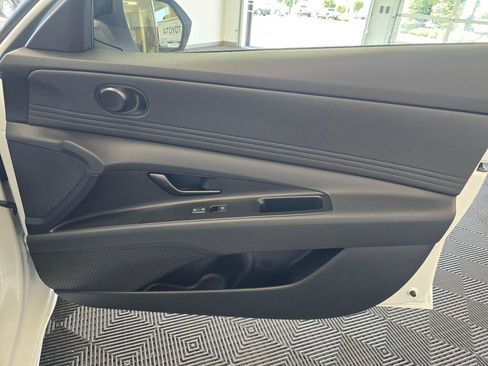 New 2026 Hyundai Elantra Sport FWD image 38