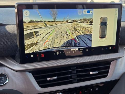 New 2026 Ford Explorer Active w/ Active Comfort Package image 27