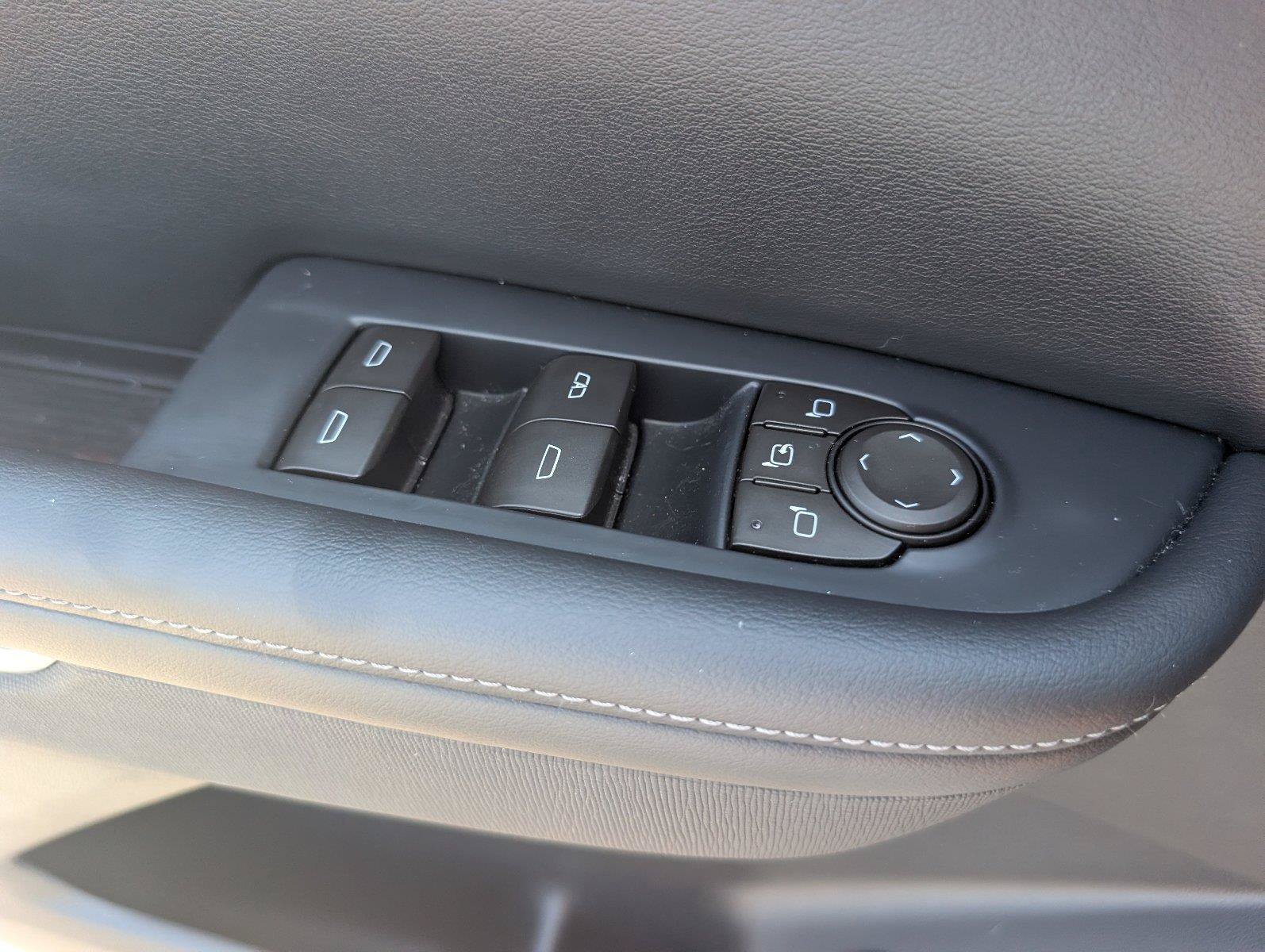 Used 2026 Buick Enclave Preferred FWD image 30