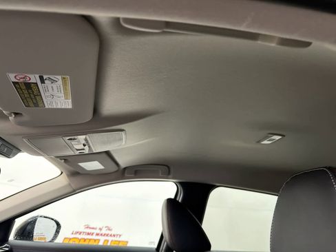 New 2026 Nissan Kicks SR image 16