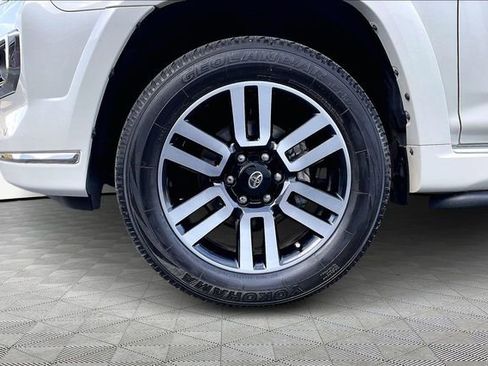 Used 2022 Toyota 4Runner Limited image 22