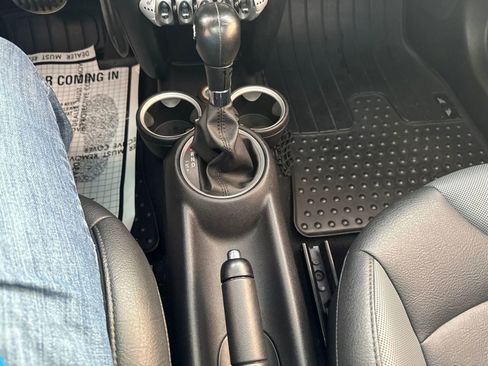 Used 2010 MINI Cooper S image 16