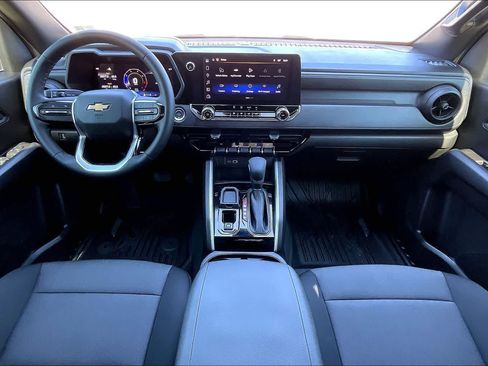 Used 2026 Chevrolet Colorado W/T w/ WT Convenience Package II RWD image 9