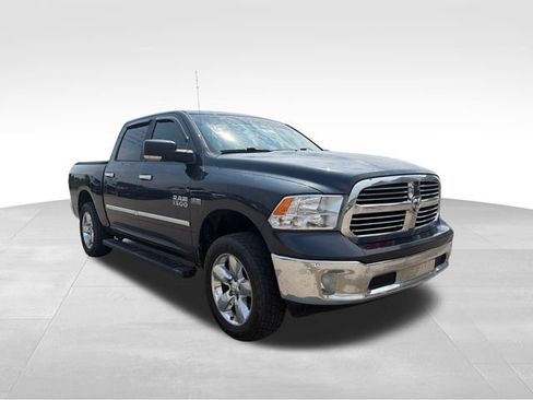 Used 2017 RAM 1500 Big Horn AWD/4WD image 3