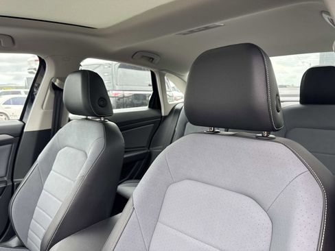 New 2026 Volkswagen Jetta SE FWD image 23