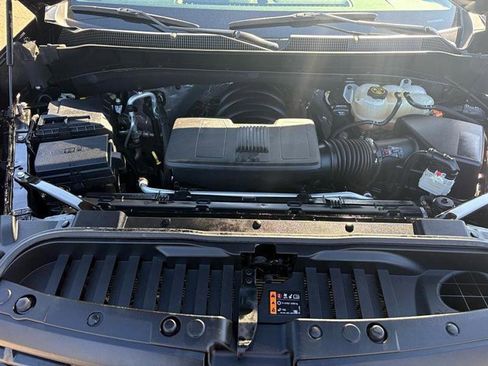 Used 2022 Chevrolet Silverado 1500 LT Trail Boss w/ Safety Package image 40