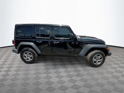 Used 2022 Jeep Wrangler Unlimited Sport w/ Sun And Sound Package AWD/4WD image 5