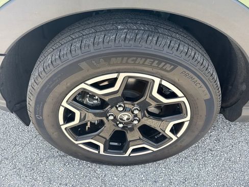 Used 2025 Ford Bronco Sport Outer Banks w/ Outer Banks Tech Package+ AWD/4WD image 13