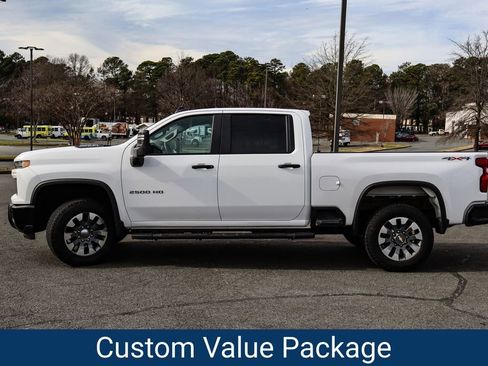 Certified 2024 Chevrolet Silverado 2500 Custom w/ Custom Value Package image 4