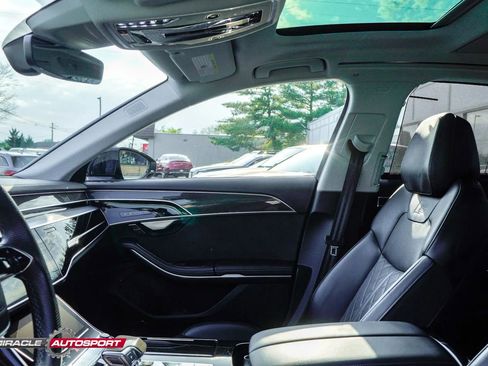 Used 2022 Audi S8 w/ S8 Executive Package AWD/4WD image 19