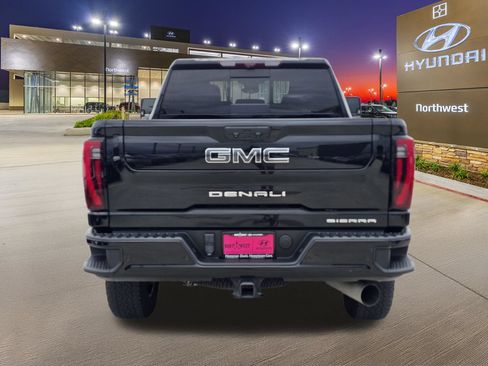 Used 2024 GMC Sierra 2500 Denali Ultimate w/ Max Trailering Package AWD/4WD image 8