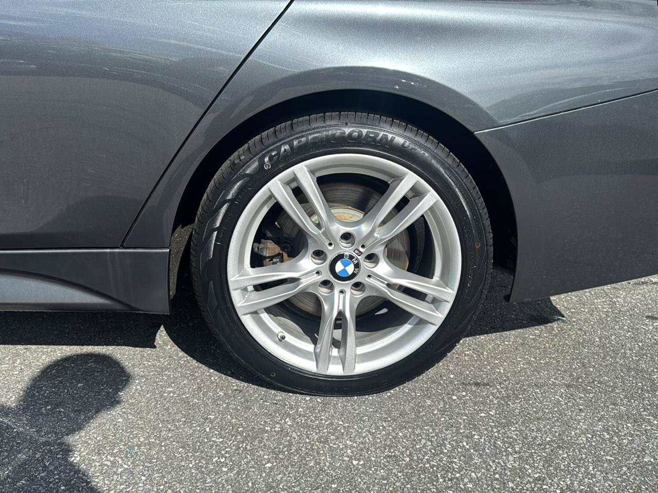 Used 2017 BMW 340i xDrive Sedan AWD/4WD image 17