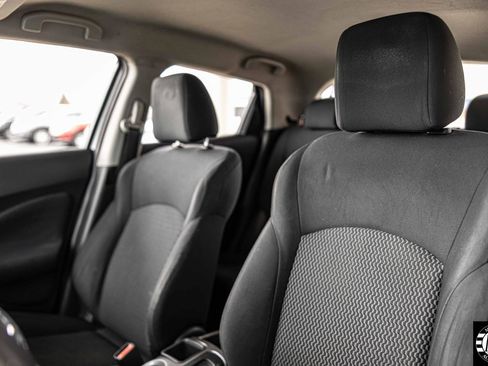 Used 2016 Nissan Juke S image 6