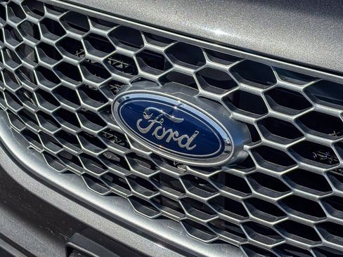 Used 2024 Ford Edge SEL w/ Convenience Package AWD/4WD image 11