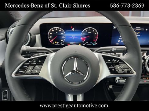 Used 2025 Mercedes-Benz CLA 250 4MATIC image 23