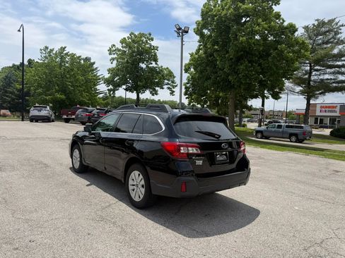 Used 2018 Subaru Outback 2.5i Premium AWD/4WD image 5