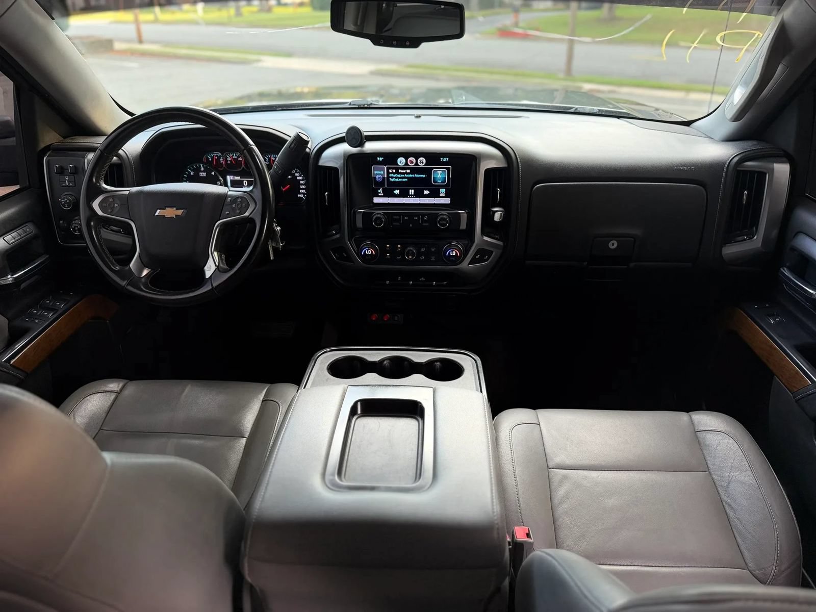 Used 2015 Chevrolet Silverado 1500 LTZ AWD/4WD image 14