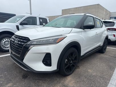 Used 2022 Nissan Kicks SR w/ Premium Package