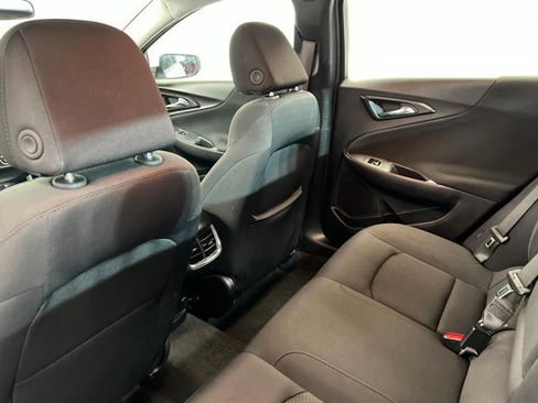 Used 2025 Chevrolet Malibu LT image 19