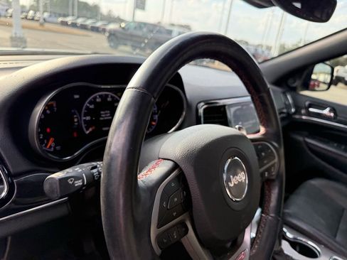 Used 2021 Jeep Grand Cherokee Trailhawk w/ Trailhawk Luxury Group image 24