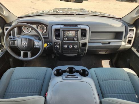 Used 2018 RAM 1500 Express w/ Express Value Package AWD/4WD image 3