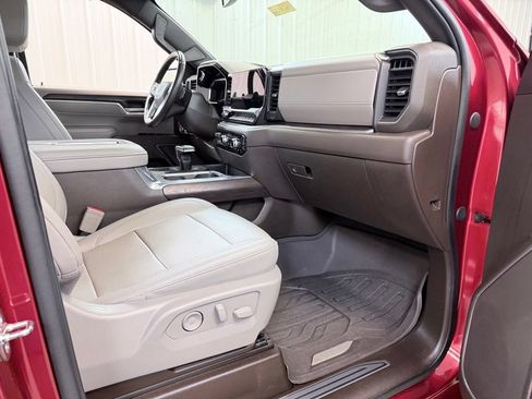 Used 2022 GMC Sierra 1500 SLT w/ SLT Premium Plus Package AWD/4WD image 34