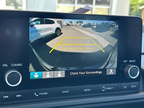Used 2025 Honda CR-V Sport image 19