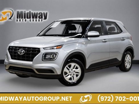Used 2021 Hyundai Venue SE image 1