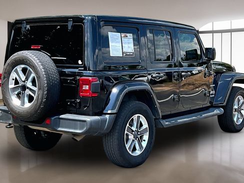 Used 2022 Jeep Wrangler Unlimited Sahara w/ LED Lighting Group AWD/4WD image 7