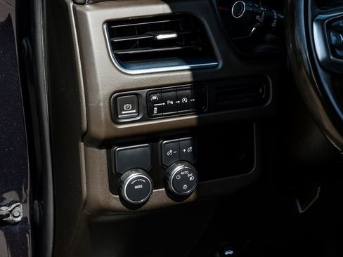 Used 2023 Chevrolet Tahoe LS RWD image 25