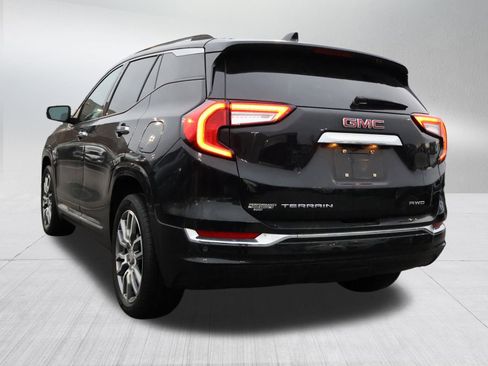 Used 2022 GMC Terrain Denali w/ LPO, Floor Liner Package image 5