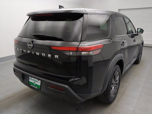 Used 2022 Nissan Pathfinder S FWD image 9