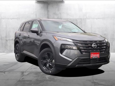 New 2026 Nissan Rogue SV w/ Cold Weather Package AWD/4WD image 2