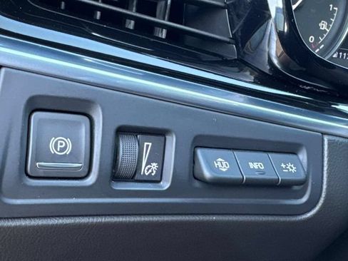 Certified 2023 Cadillac XT6 Premium Luxury w/ Technology Package AWD/4WD image 31