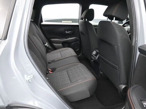 Certified 2024 Honda HR-V Sport image 37