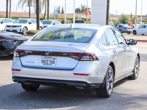 Certified 2024 Honda Accord EX image 11