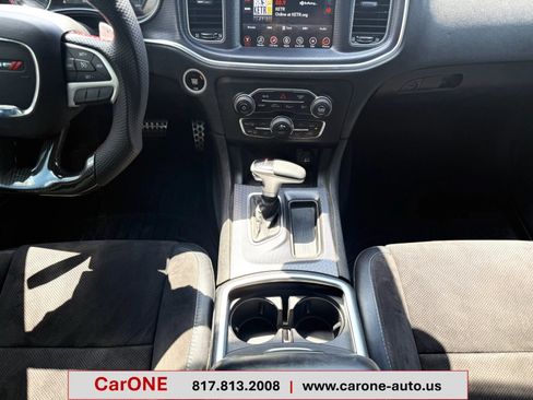 Used 2017 Dodge Charger R/T Scat Pack w/ Beats Audio Group RWD image 22