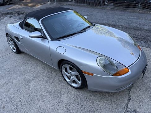 Used 2002 Porsche Boxster RWD image 7