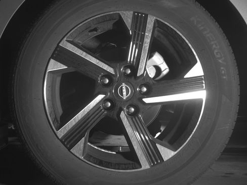 Used 2025 Nissan Sentra SV FWD image 17