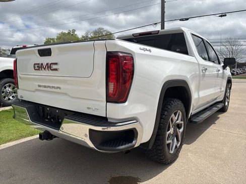 Used 2023 GMC Sierra 1500 SLT w/ SLT Convenience Package AWD/4WD image 12