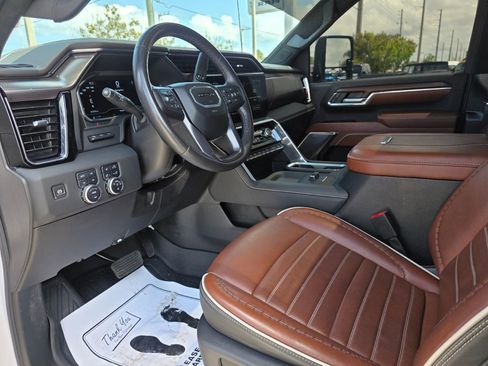 Used 2024 GMC Sierra 2500 Denali Ultimate AWD/4WD image 23