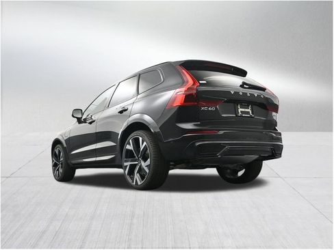 New 2026 Volvo XC60 T8 Ultra AWD/4WD image 23