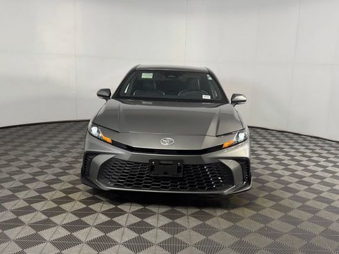 Used 2025 Toyota Camry SE w/ Convenience Package FWD image 7