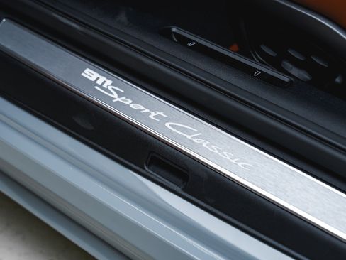 Used 2023 Porsche 911 Sport Classic RWD image 53
