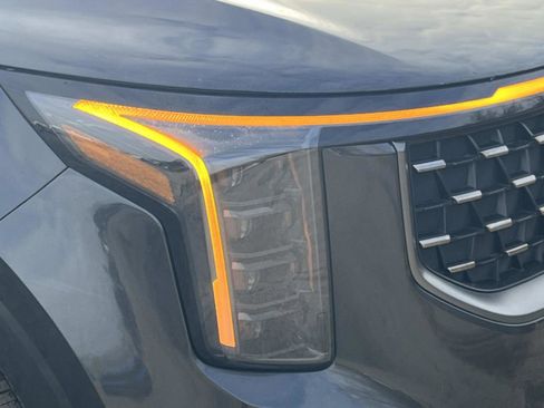 New 2026 Kia Carnival SX Prestige FWD image 31
