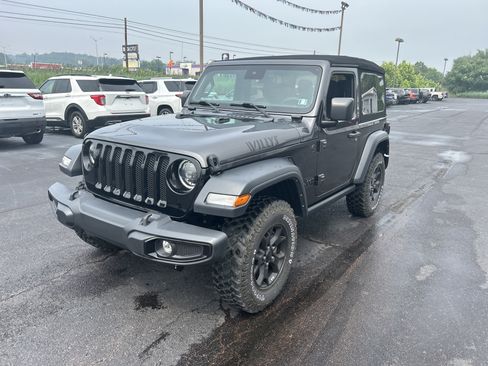 Used 2023 Jeep Wrangler Sport AWD/4WD image 8