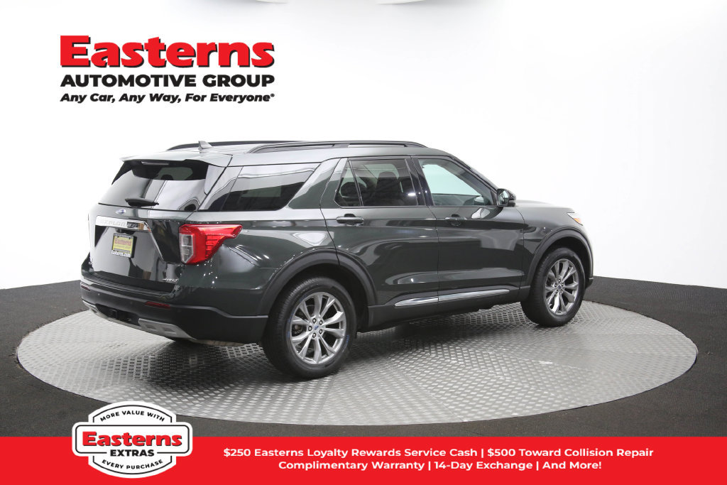 Used 2023 Ford Explorer XLT w/ Equipment Group 202A AWD/4WD image 48
