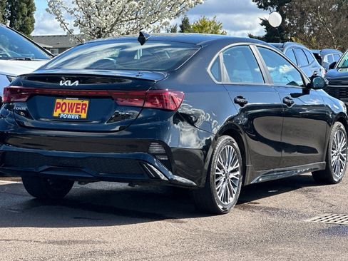 Used 2022 Kia Forte GT-Line w/ GT-Line Premium Package image 4